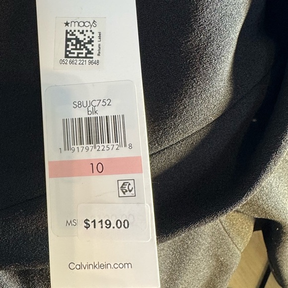 Calvin Klein Black Structured Blazer with Notched Lapels - Picture 9 of 9